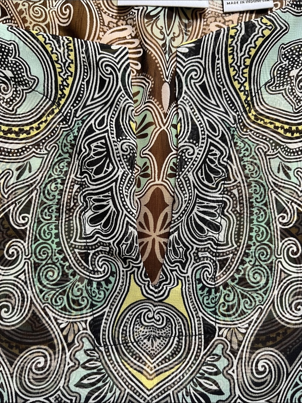 Sheer Overlay Flowy Paisley Caftan Style Top with Sash Belt and Liner Tank - Picture 10 of 13